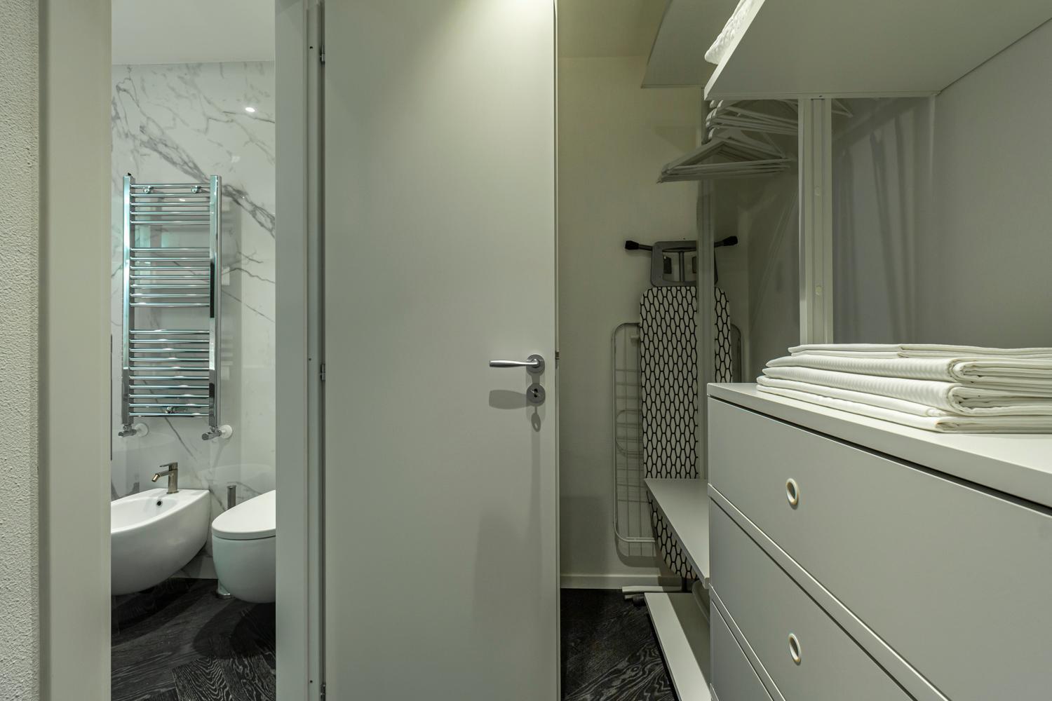 Righi Suite Apartment بولونيا المظهر الخارجي الصورة