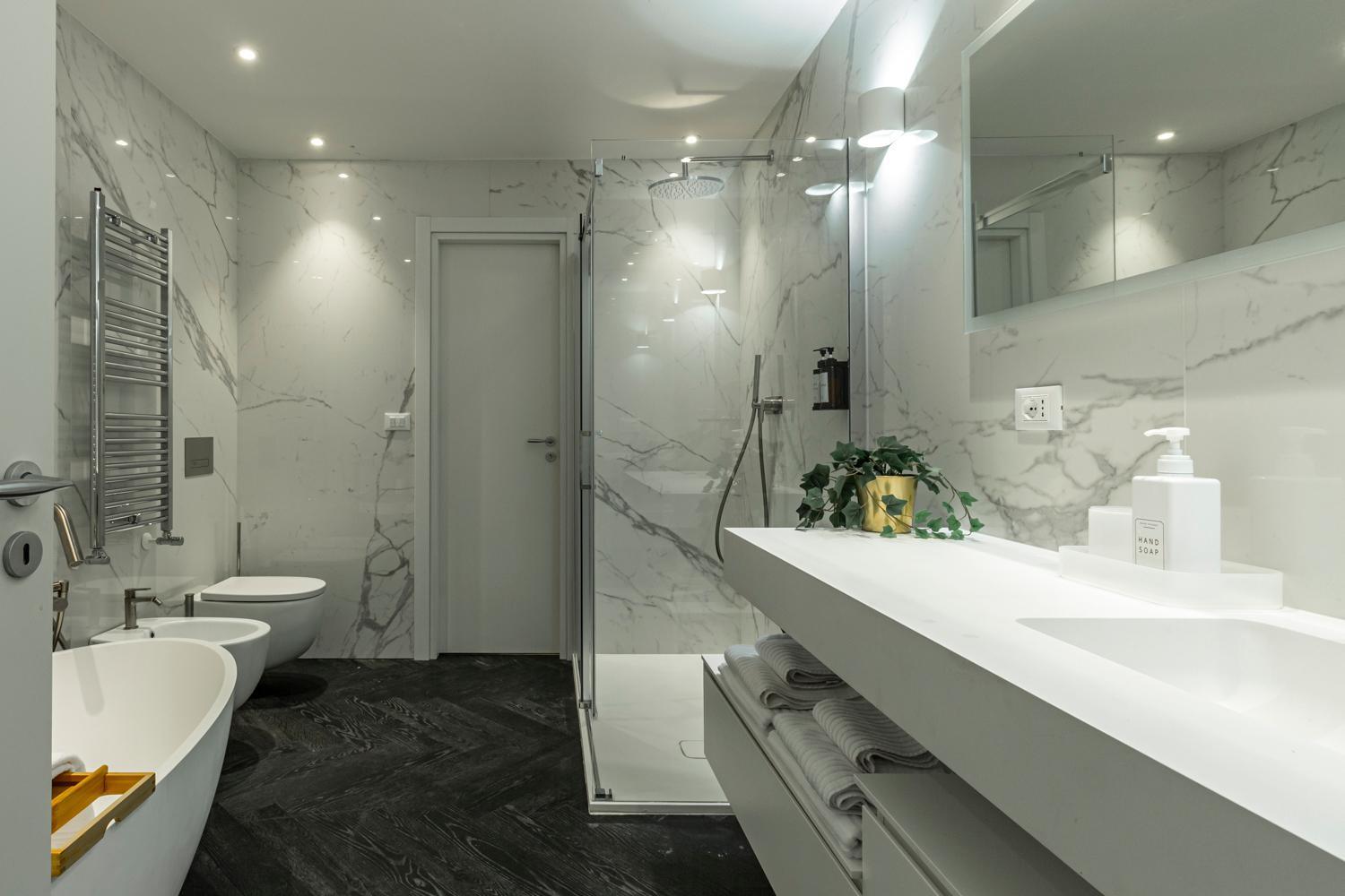Righi Suite Apartment بولونيا المظهر الخارجي الصورة